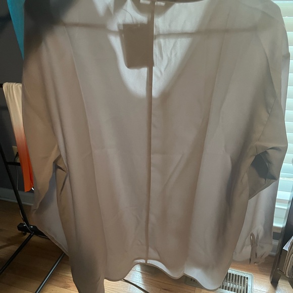 Land End Top - Picture 2 of 2